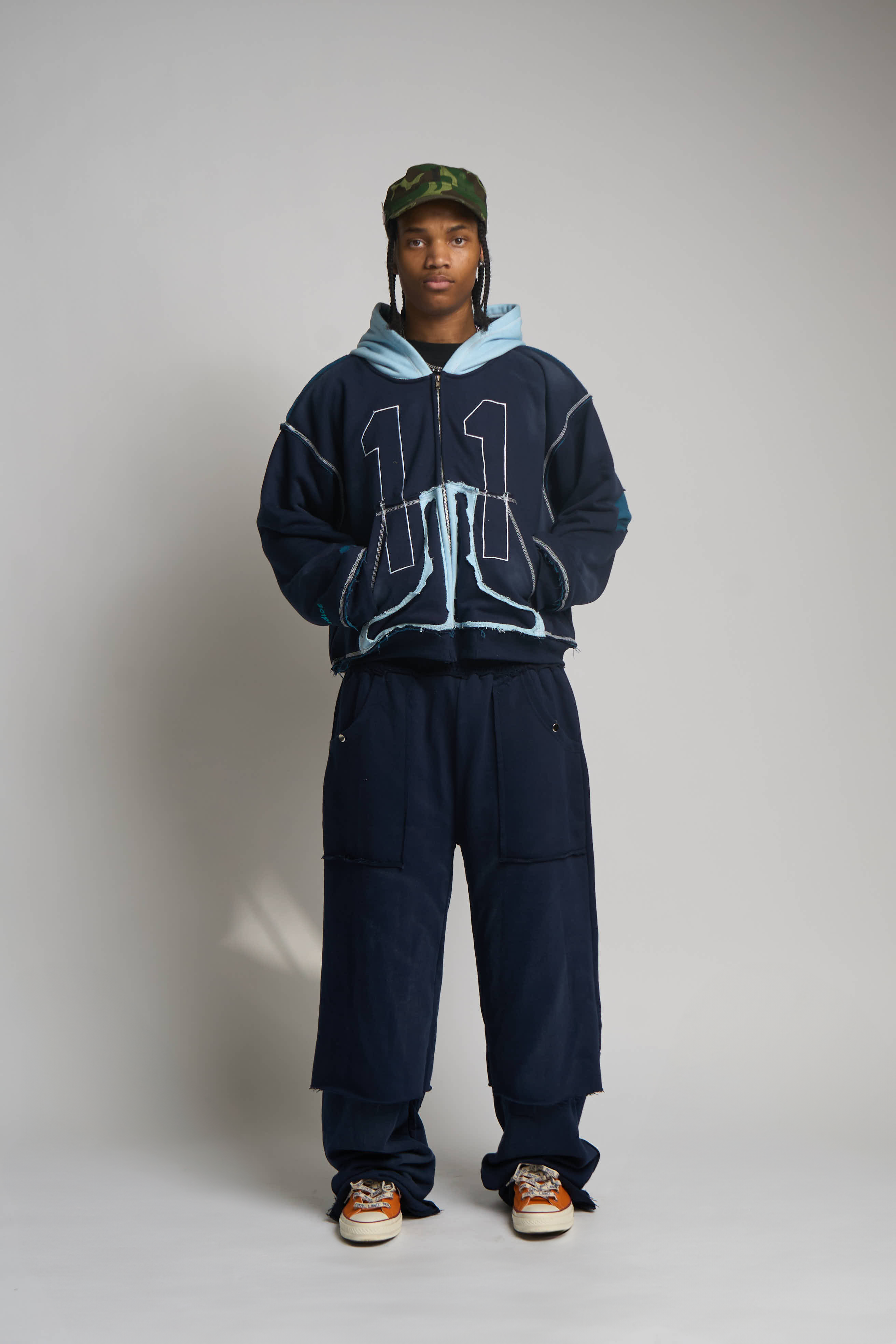 "11:11" COLLEGIATE THRASHER ZIP UP (BLUE)