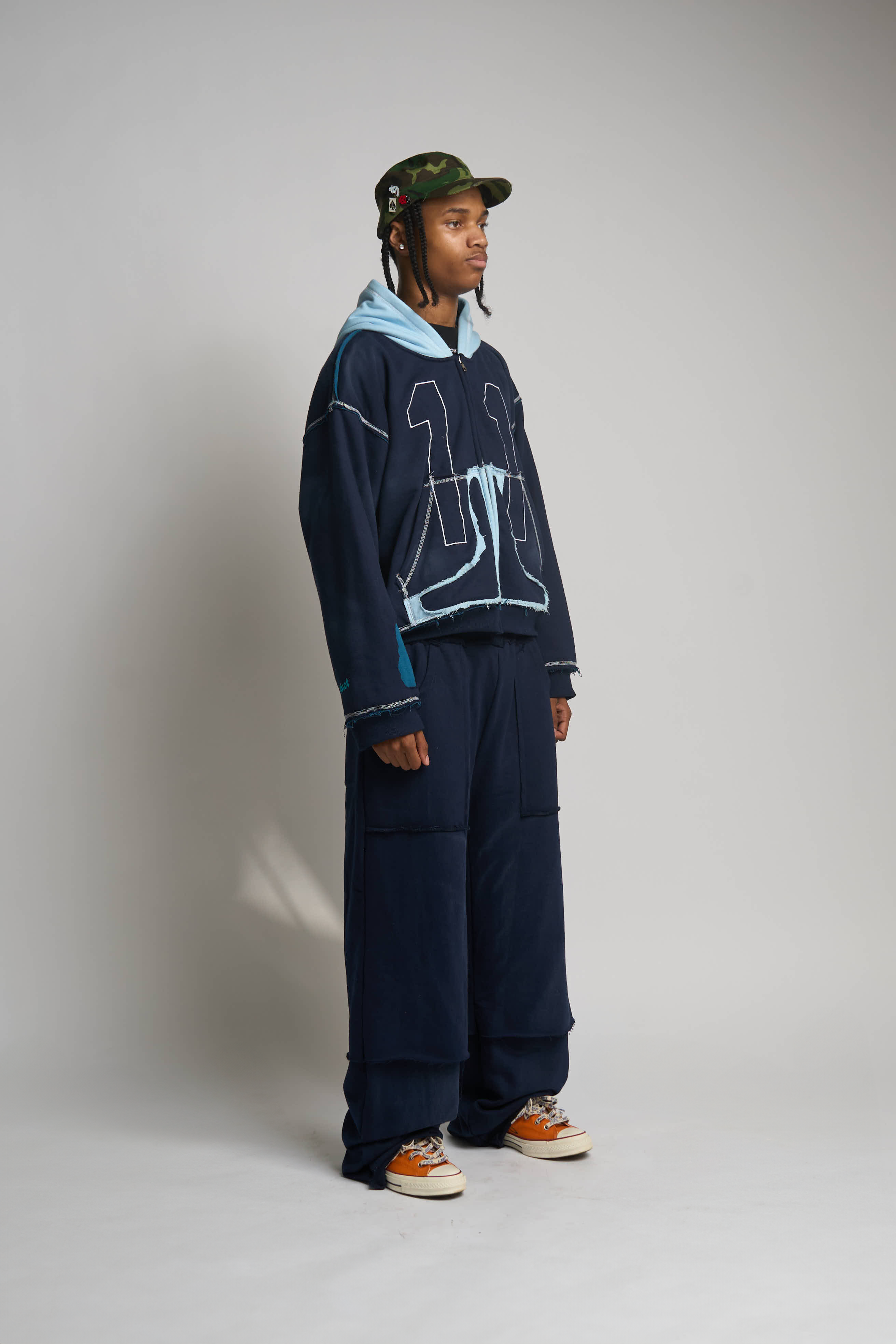 "11:11" COLLEGIATE THRASHER ZIP UP (BLUE)